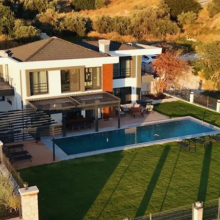 Mona Ovacik Luxury * Çeşme