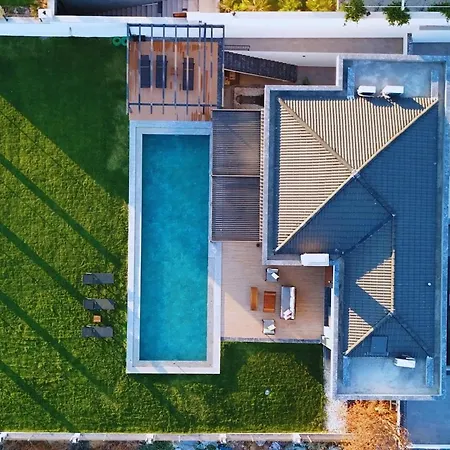 Mona Ovacik Luxury *