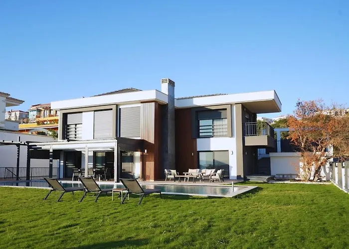 Mona Ovacik Luxury וילה