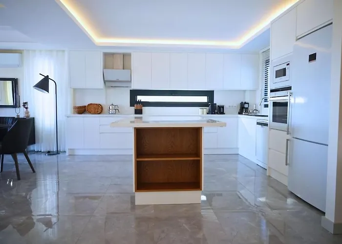 Mona Ovacik Luxury וילה